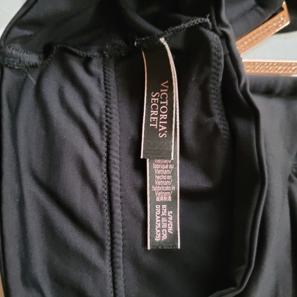 Victoria's secret bra top - Picture 4 of 4